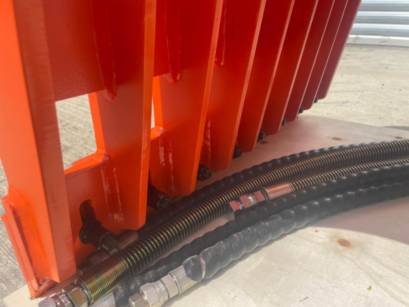 jpeg-optimizer_Grab TGR8K - 10